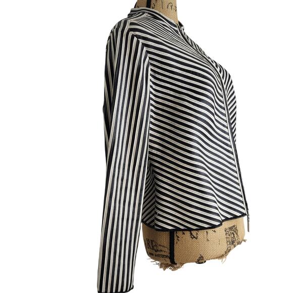 Bagatelle NYC Stretch Black & White Striped Cropped Leather Jacket Size 12 - Picture 5 of 12